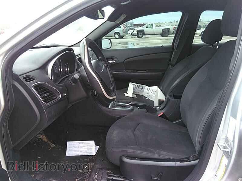 2012 Chrysler 200 - VIN: 1C3CCBAG0CN170611 - Фото 3