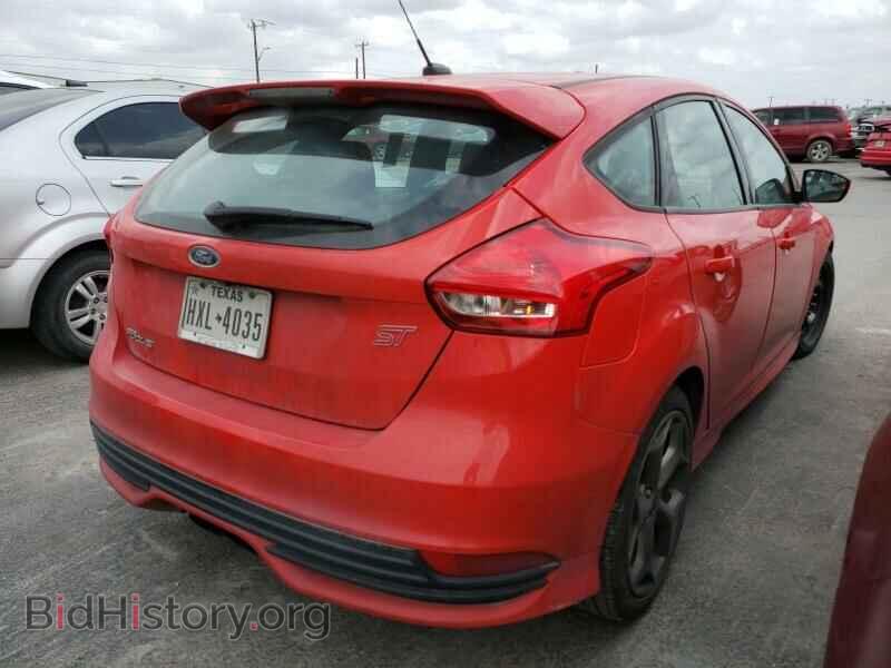2016 Ford Focus - VIN: 1FADP3L97GL374340 - Photo 2