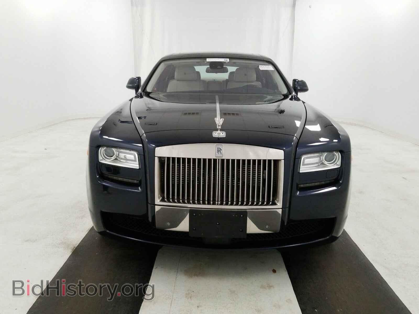2012 Rolls-Royce Ghost - VIN: SCA664S58CUX50694 - Photo 2