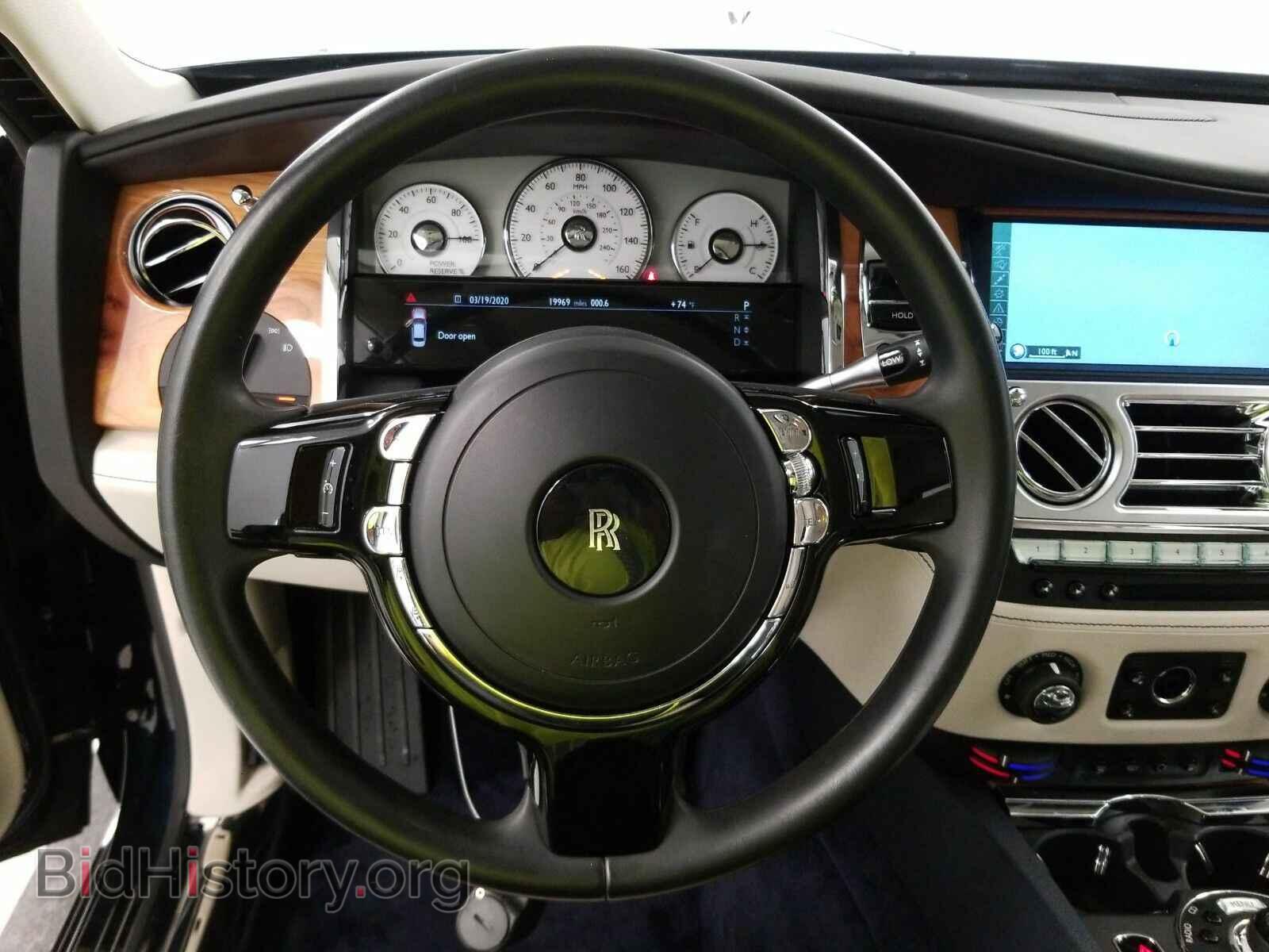 2012 Rolls-Royce Ghost - VIN: SCA664S58CUX50694 - Photo 10
