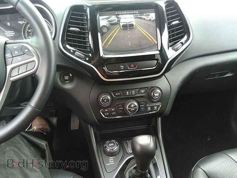 2019 Jeep Cherokee - VIN: 1C4PJMDX3KD303473 - Фото 4