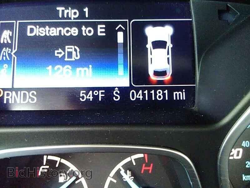 2013 Ford Focus - VIN: 1FADP3N27DL257627 - Photo 5