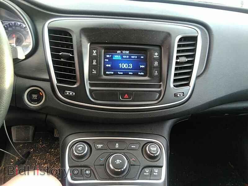 2016 Chrysler 200 - VIN: 1C3CCCAB6GN114818 - Фото 4