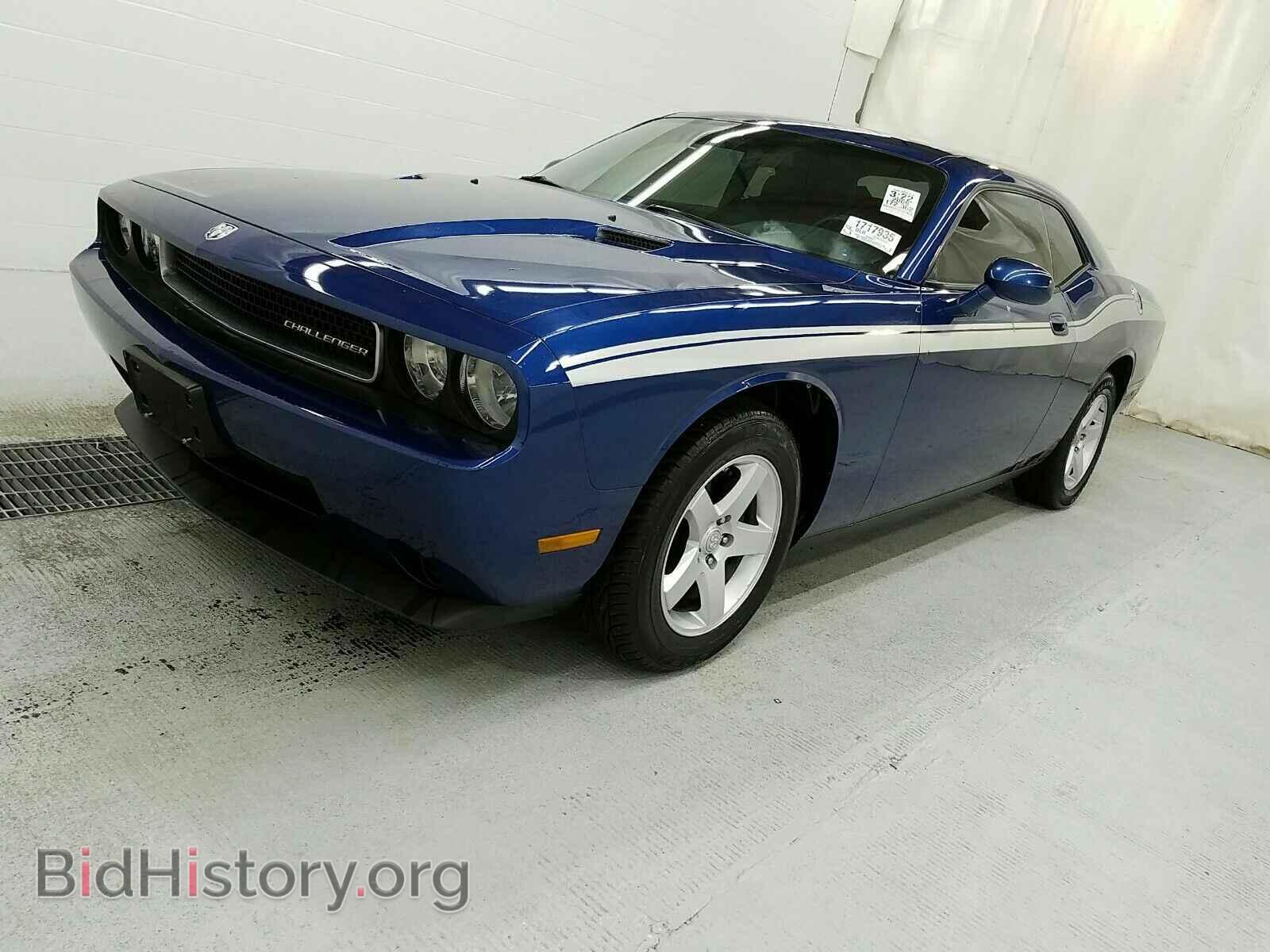 Photo 2B3LJ44V99H577188 - Dodge Challenger 2009