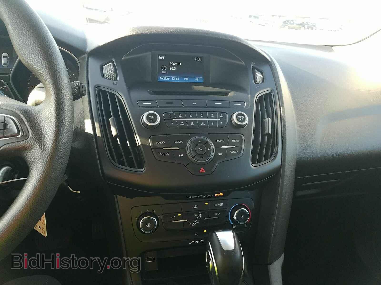 2015 Ford Focus - VIN: 1FADP3K26FL209320 - Фото 4