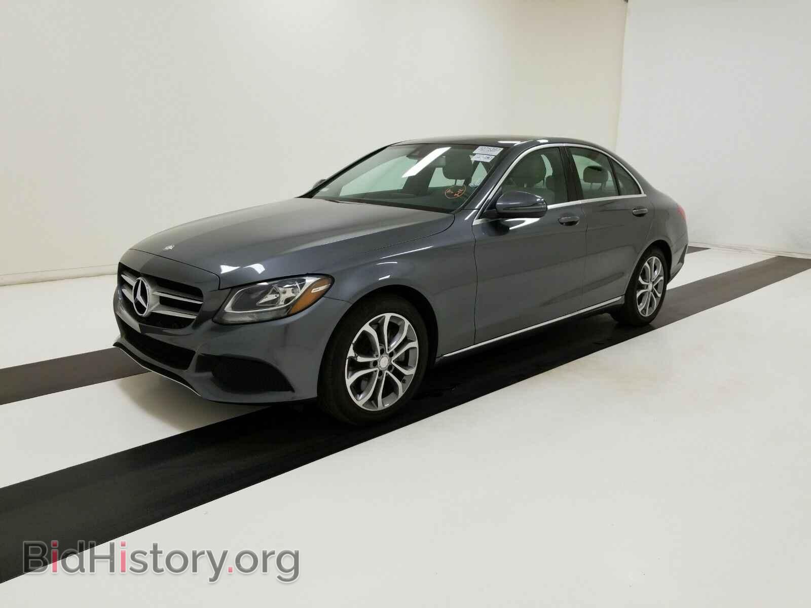 Photo 55SWF4JB3HU188136 - Mercedes-Benz C-Class 2017