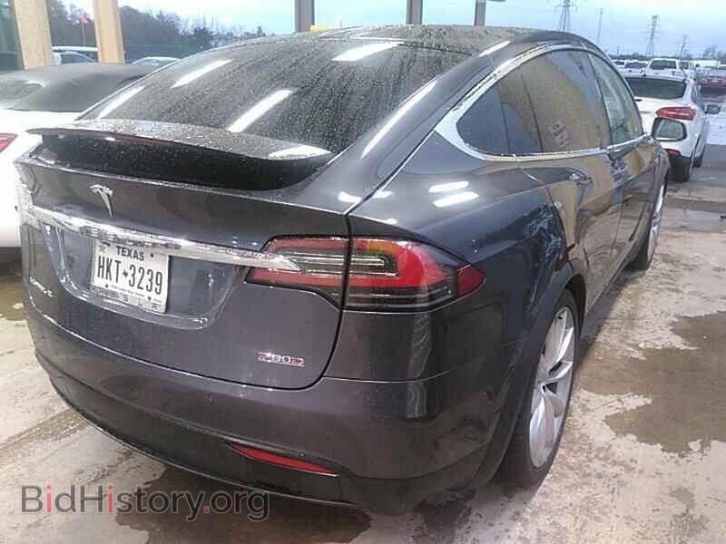 2016 Tesla Model X - VIN: 5YJXCBE48GF003205 - Фото 2