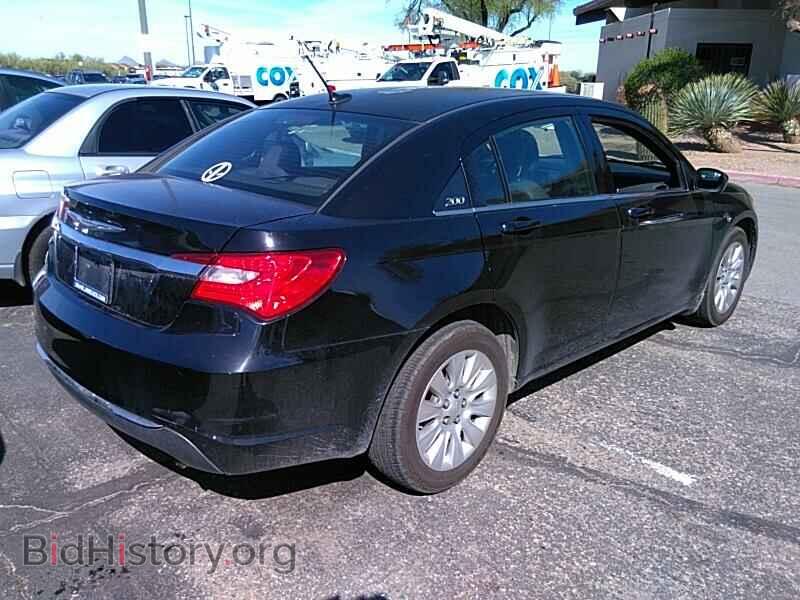 2013 Chrysler 200 - VIN: 1C3CCBAB8DN611584 - Фото 2