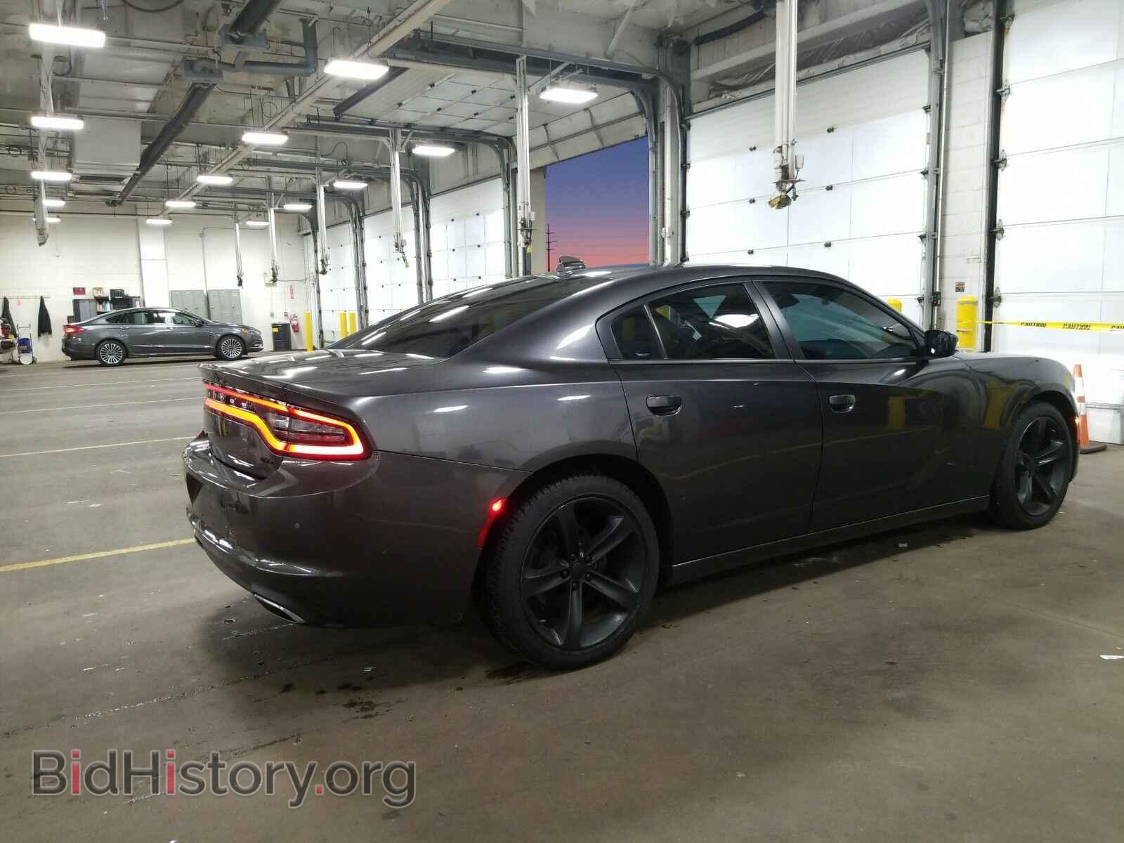 2017 Dodge Charger - VIN: 2C3CDXHG2HH556883 - Фото 2