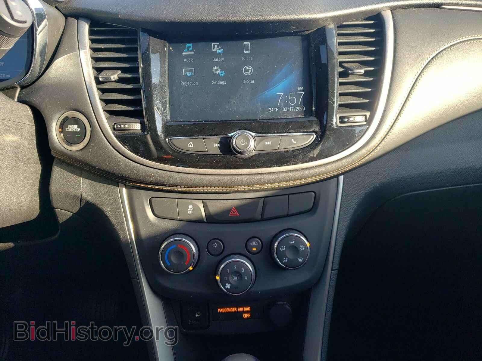 2017 Chevrolet Trax - VIN: 3GNCJPSB8HL149831 - Фото 4
