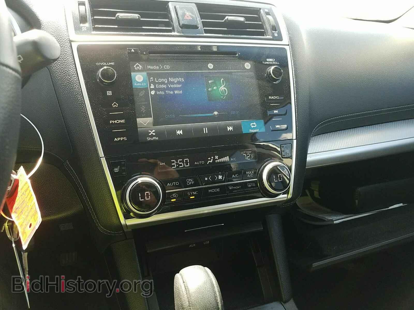 2018 Subaru Outback - VIN: 4S4BSAFCXJ3277776 - Фото 4
