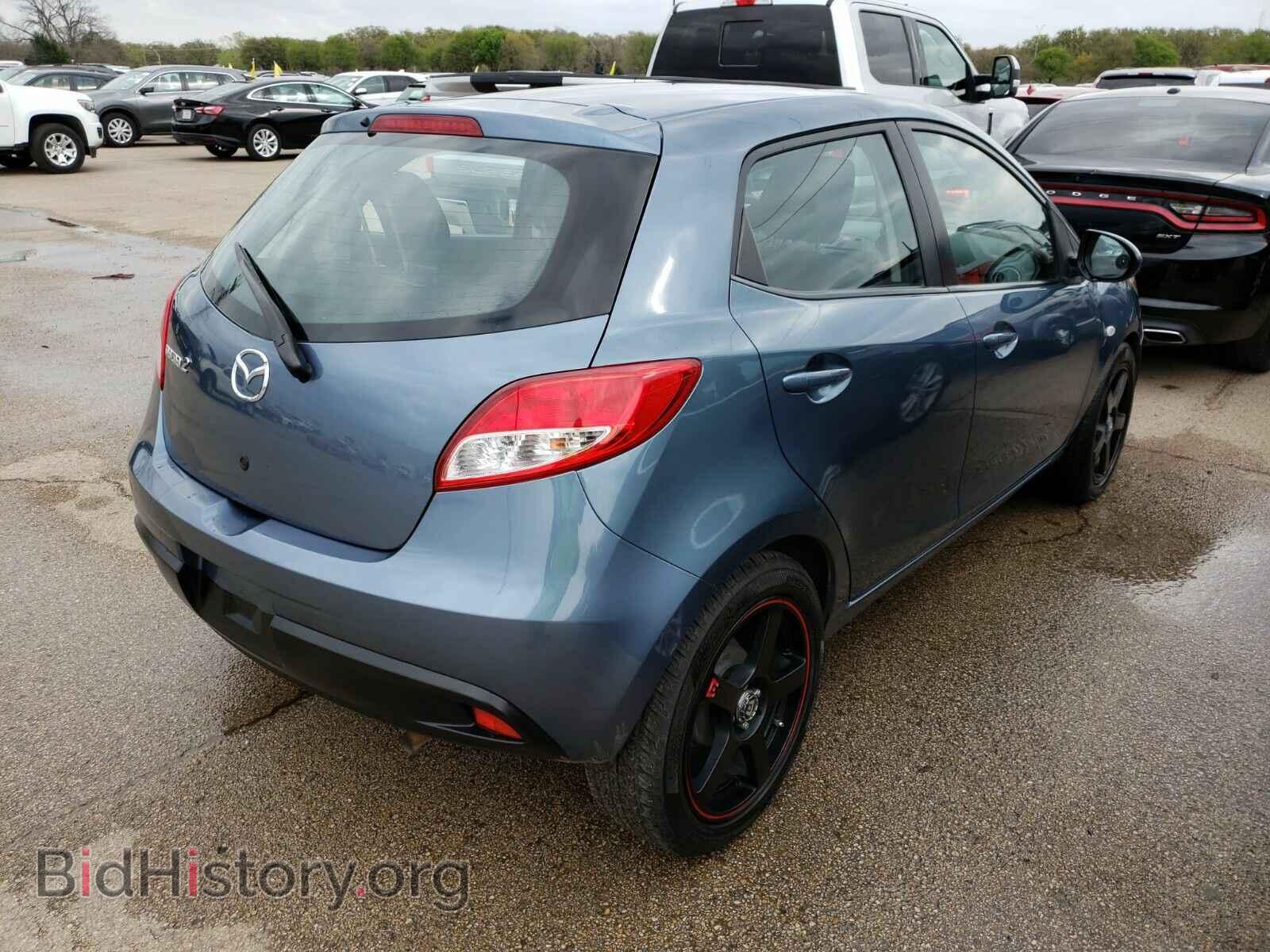 2014 Mazda Mazda2 - VIN: JM1DE1KY2E0172825 - Фото 2