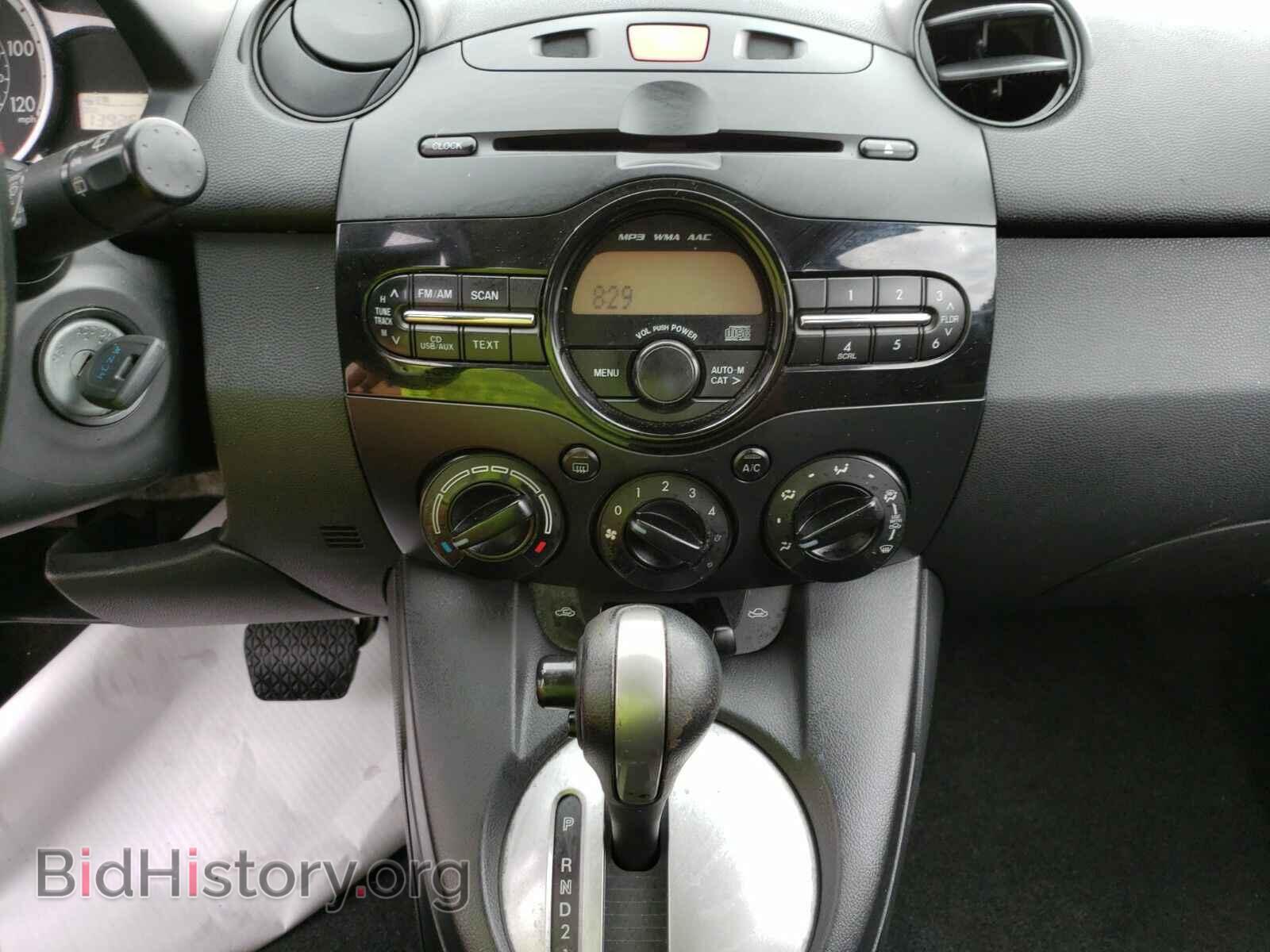 2014 Mazda Mazda2 - VIN: JM1DE1KY2E0172825 - Фото 4