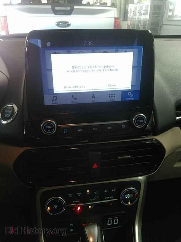 2019 Ford EcoSport - VIN: MAJ6S3KL4KC271129 - Фото 4