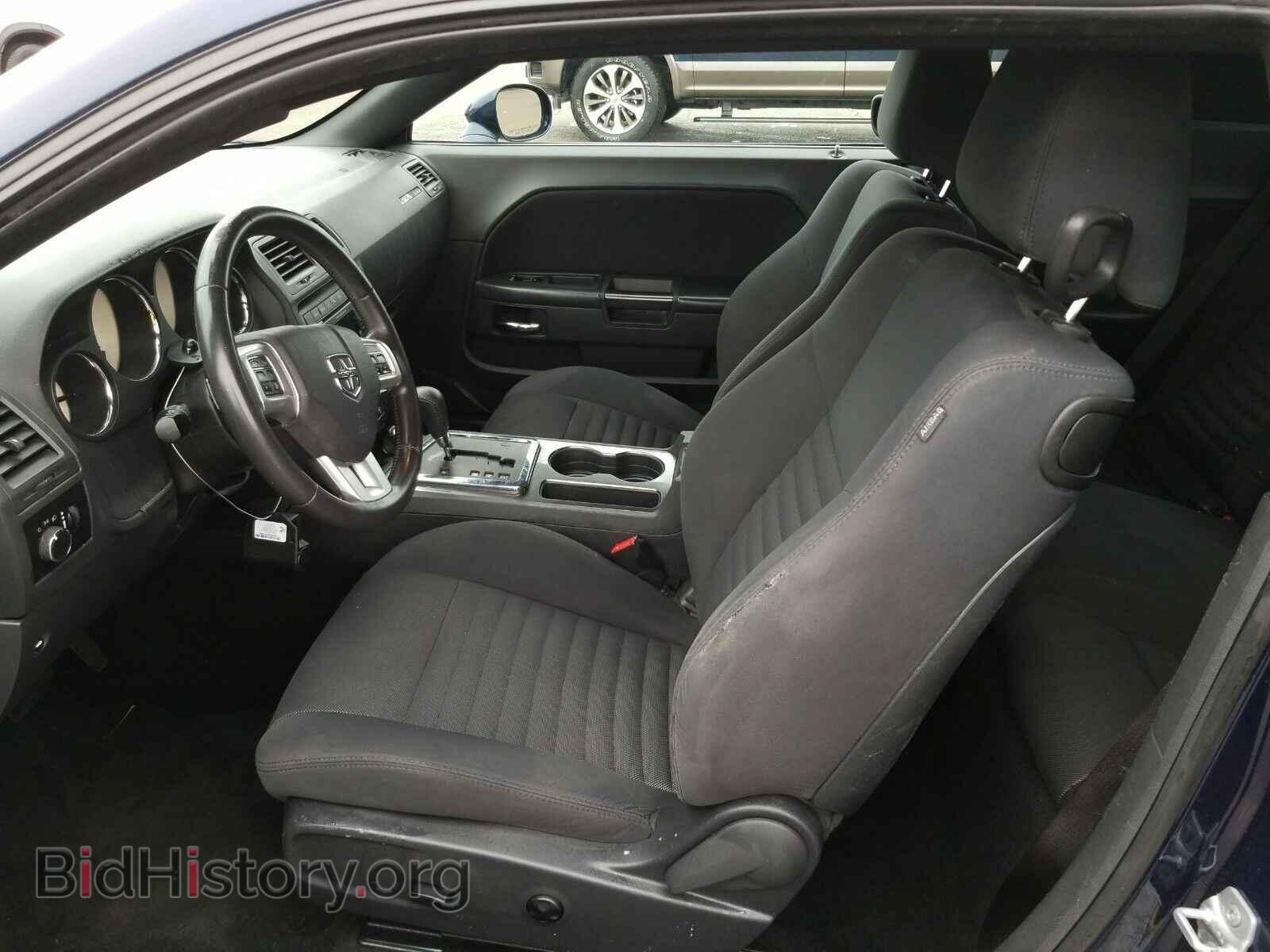 2014 Dodge Challenger - VIN: 2C3CDYAG6EH101112 - Photo 3