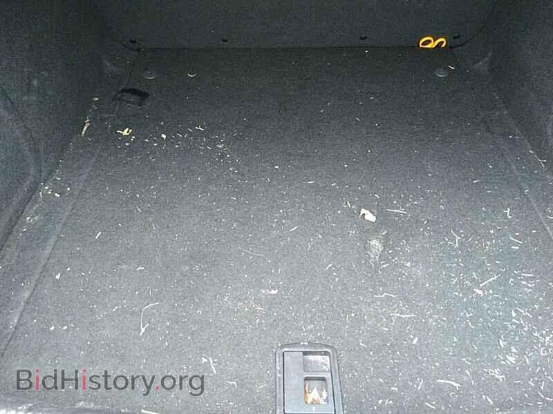 2011 Audi A4 - VIN: WAUAFAFL0BN044268 - Фото 7