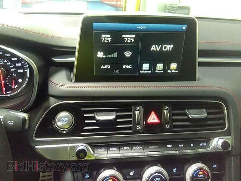 2019 Genesis G70 - VIN: KMTG34LE2KU021725 - Фото 4