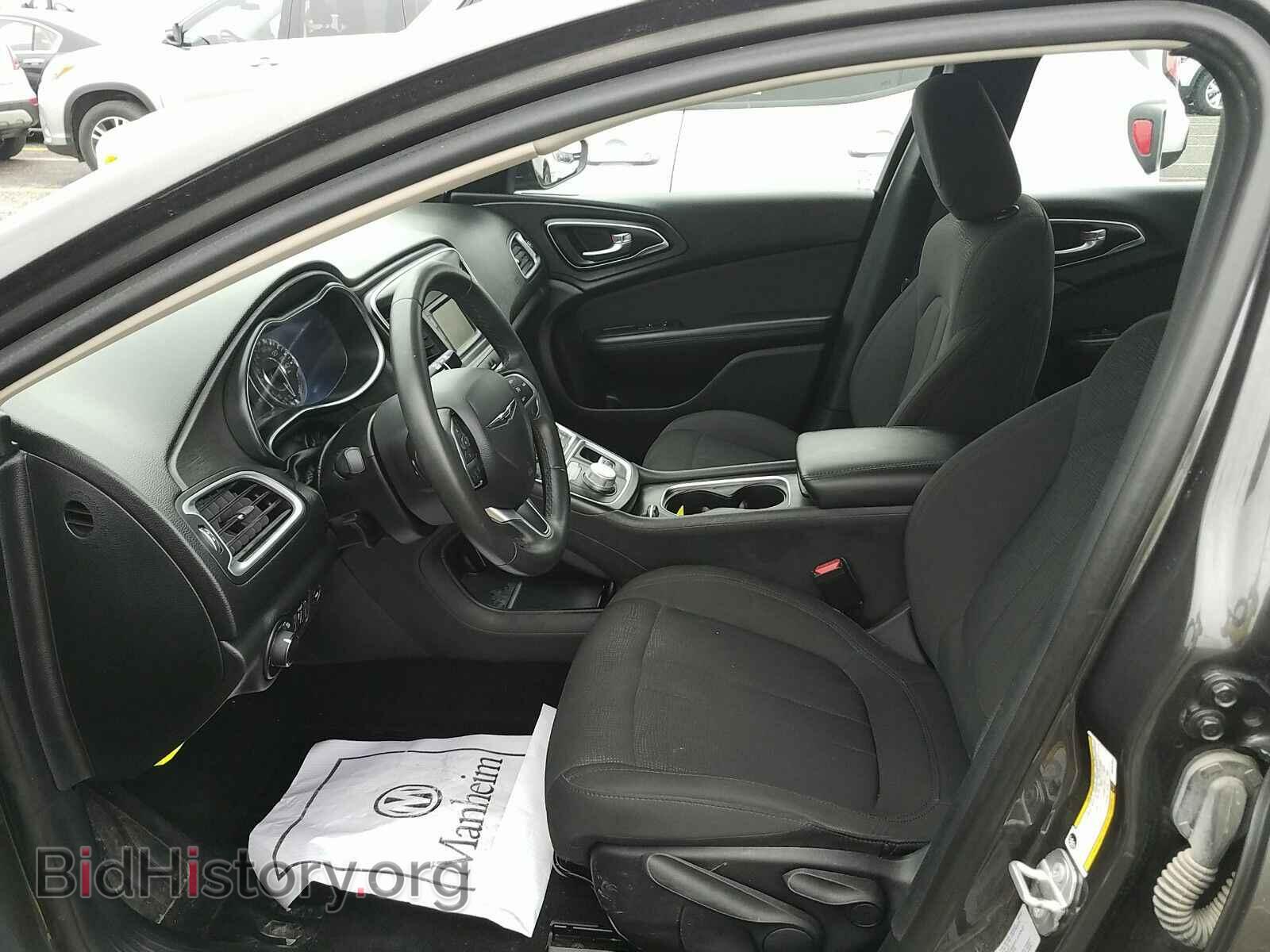 2016 Chrysler 200 - VIN: 1C3CCCFBXGN191653 - Фото 3