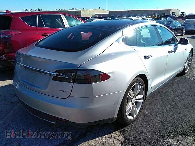 2015 Tesla Model S - VIN: 5YJSA1E28FF114909 - Фото 2