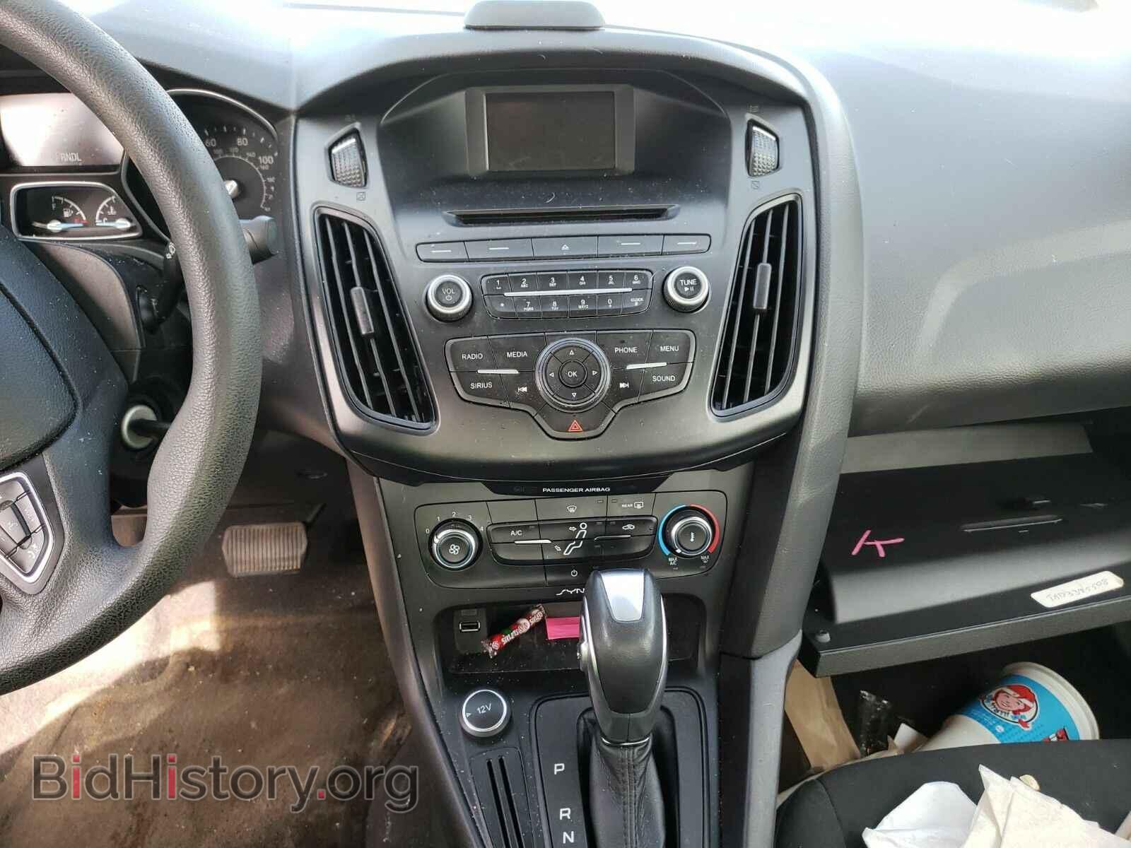 2015 Ford Focus - VIN: 1FADP3F23FL310678 - Фото 4