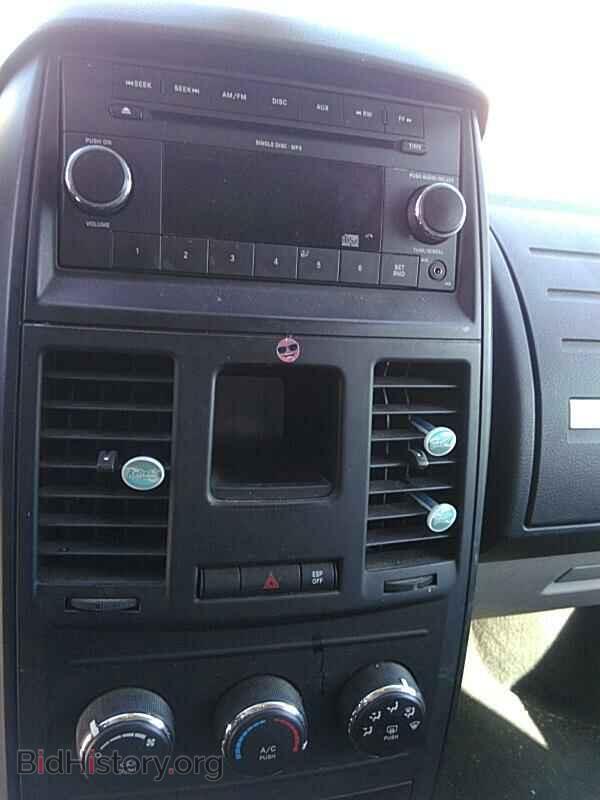 2010 Dodge Grand Caravan - VIN: 2D4RN4DE0AR370459 - Фото 4