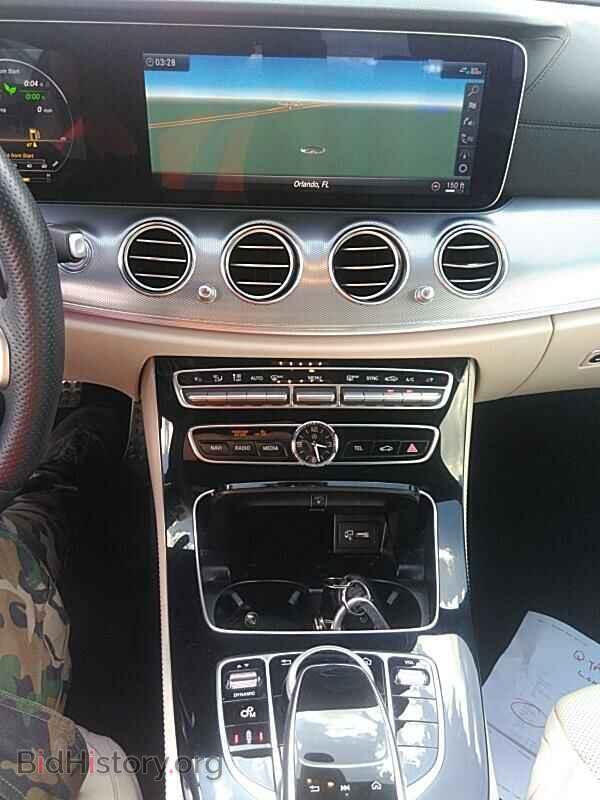 2019 Mercedes-Benz E-Class - VIN: WDDZF6BB2KA610590 - Фото 4