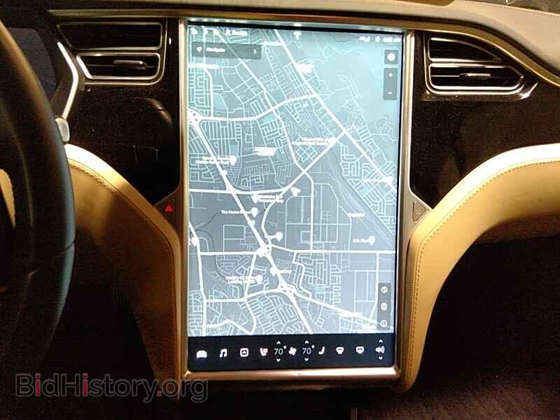2016 Tesla Model S - VIN: 5YJSA1E2XGF127713 - Фото 4