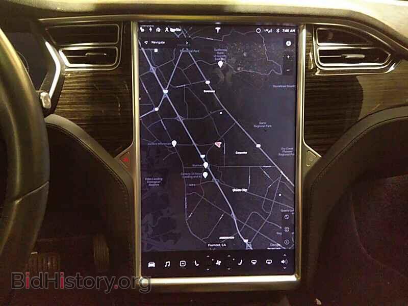 2016 Tesla Model X - VIN: 5YJXCAE20GF005846 - Фото 4
