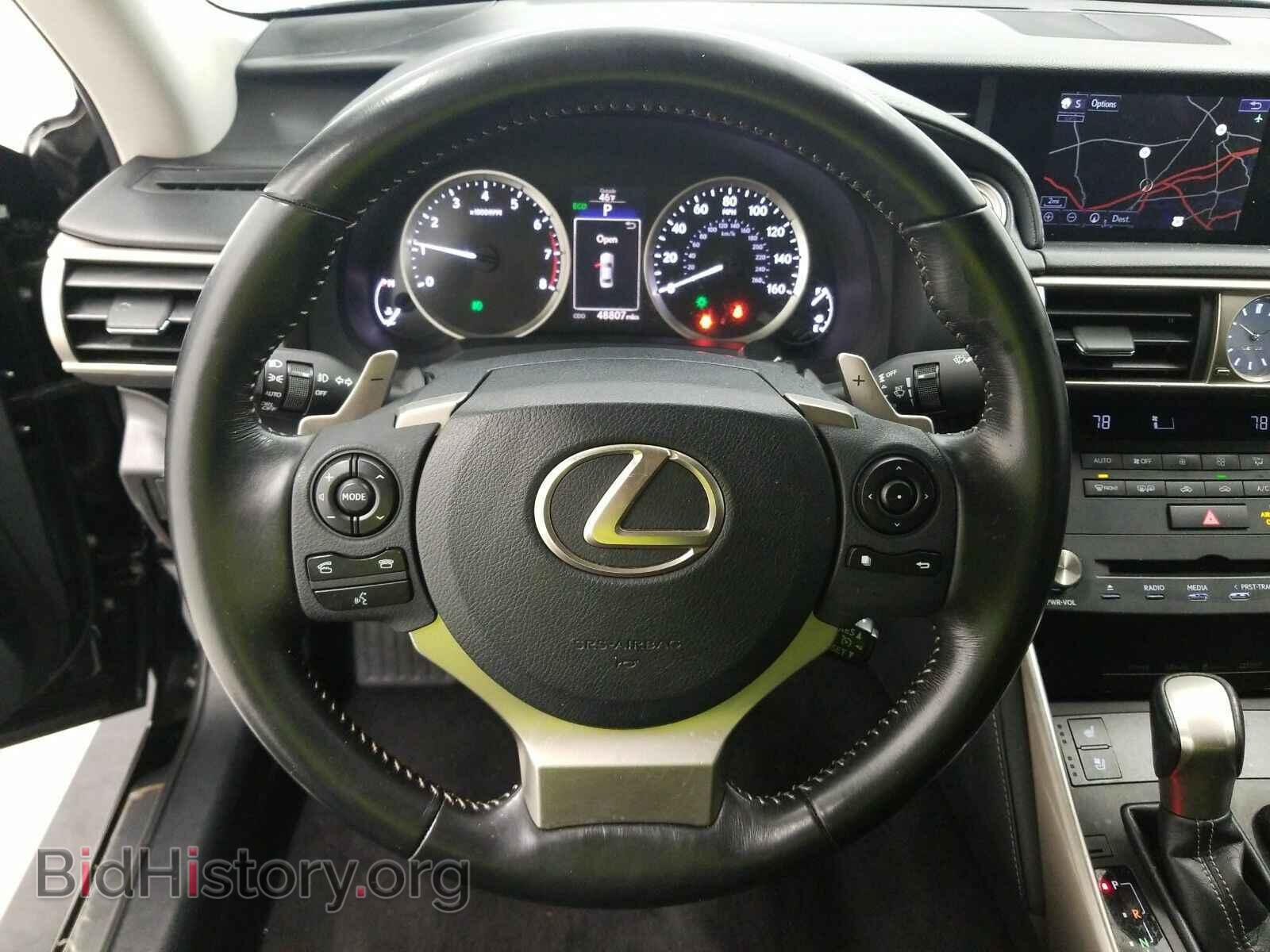 2016 Lexus IS 300 - VIN: JTHCM1D25G5008903 - Фото 10