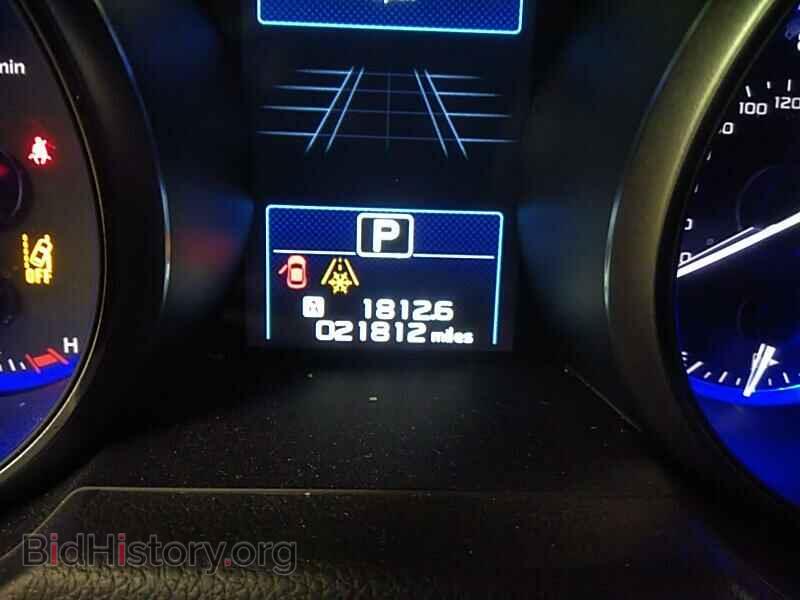 2018 Subaru Outback - VIN: 4S4BSAFC4J3285274 - Фото 5