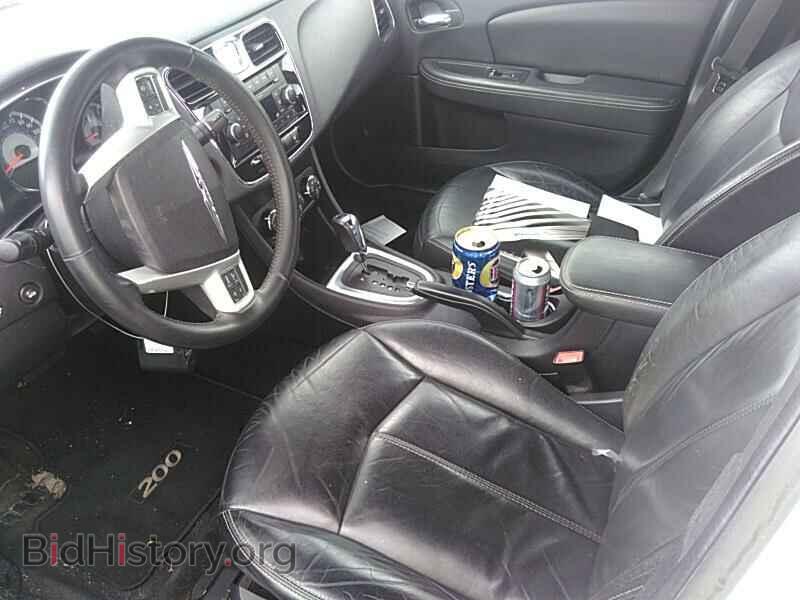 2013 Chrysler 200 - VIN: 1C3CCBCG8DN592463 - Фото 3