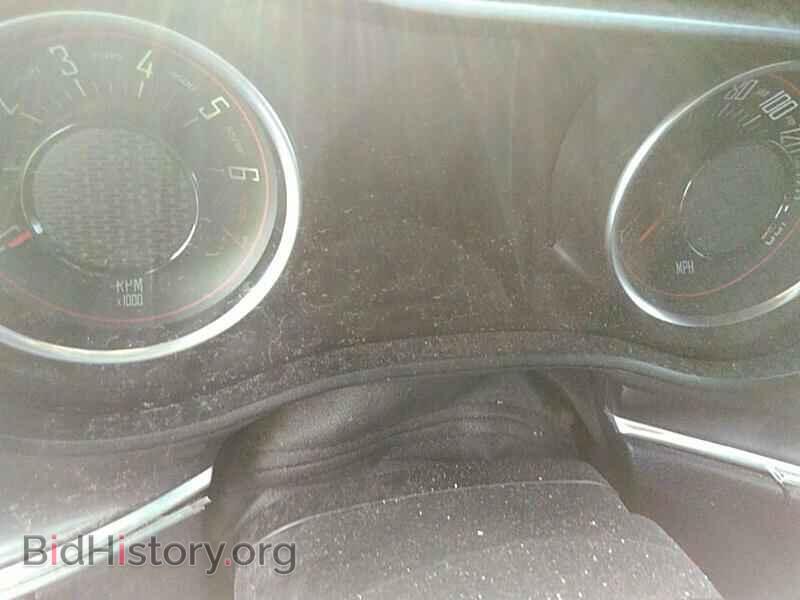 2016 Dodge Challenger - VIN: 2C3CDZAG3GH265166 - Photo 5