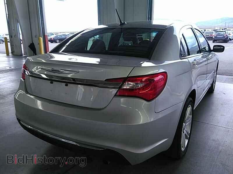 2012 Chrysler 200 - VIN: 1C3CCBAB5CN317350 - Фото 2