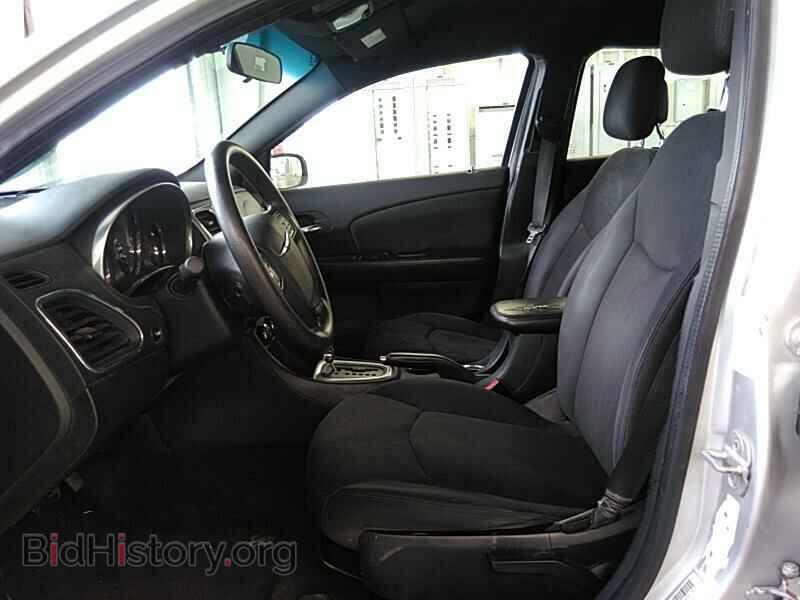 2012 Chrysler 200 - VIN: 1C3CCBAB5CN317350 - Фото 3