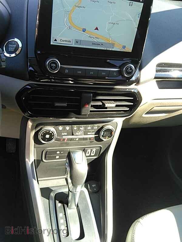 2019 Ford EcoSport - VIN: MAJ6S3KL1KC306905 - Фото 4