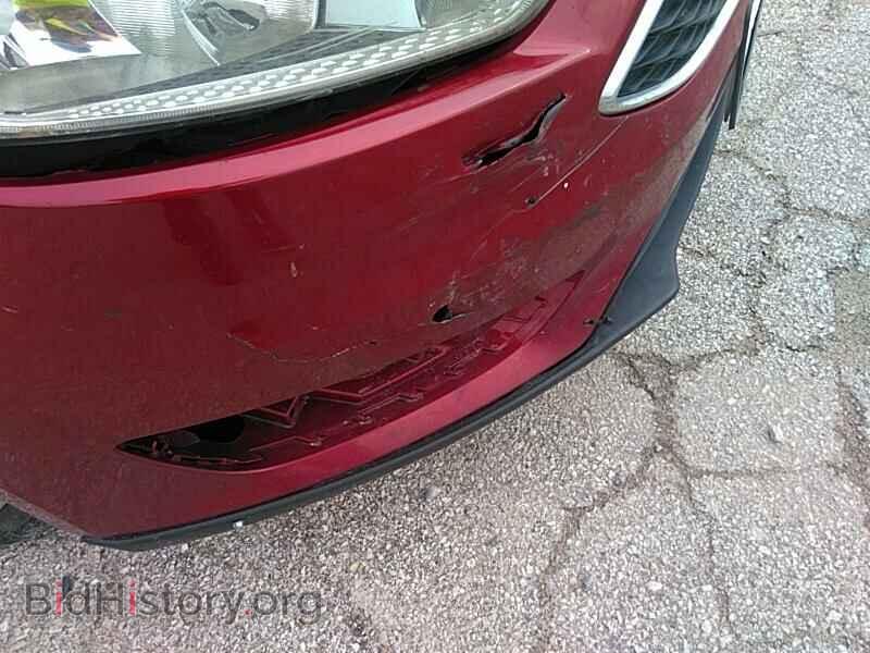 2015 Ford Focus - VIN: 1FADP3F27FL282948 - Photo 9