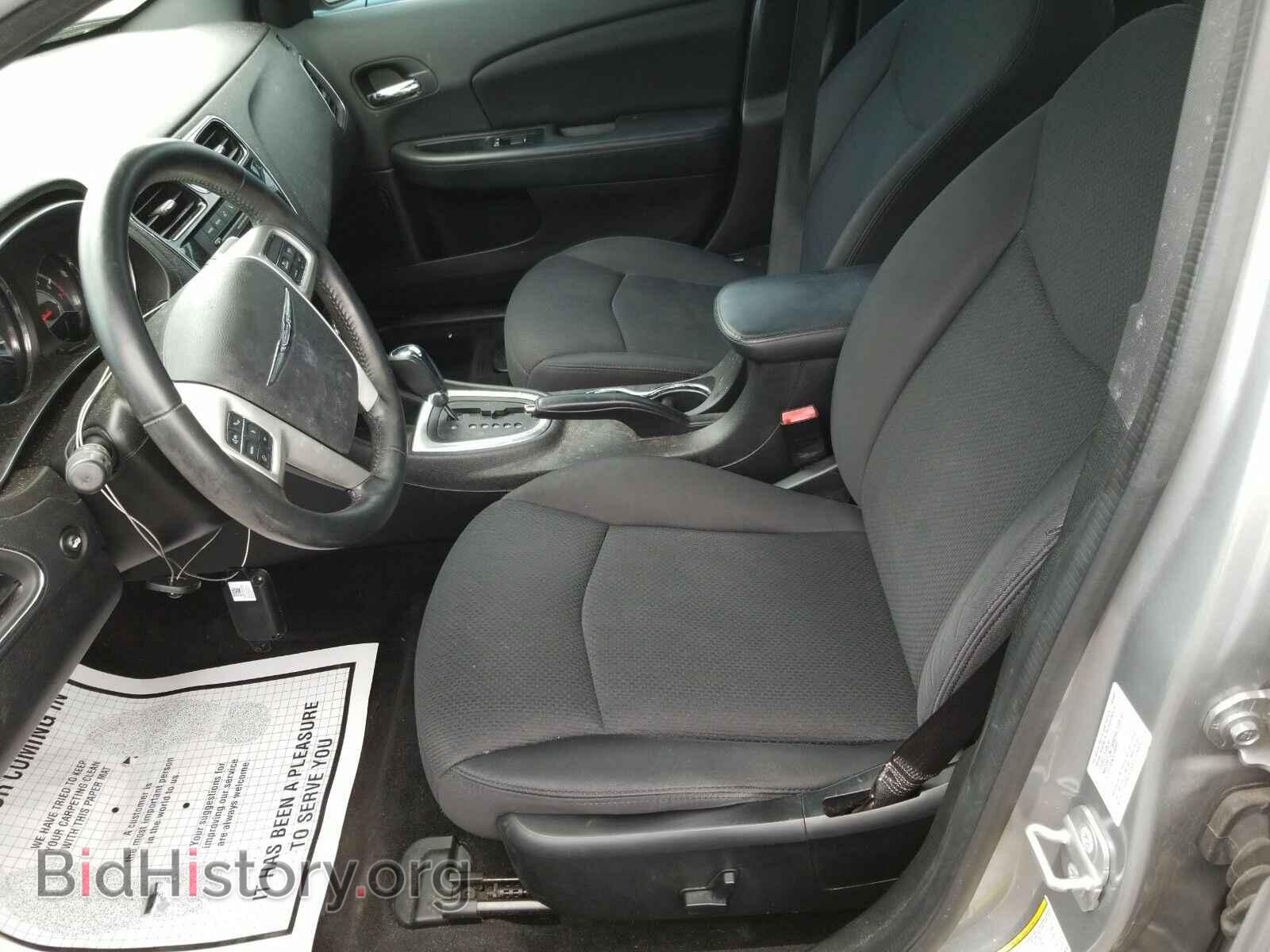2014 Chrysler 200 - VIN: 1C3CCBBB8EN186755 - Фото 3
