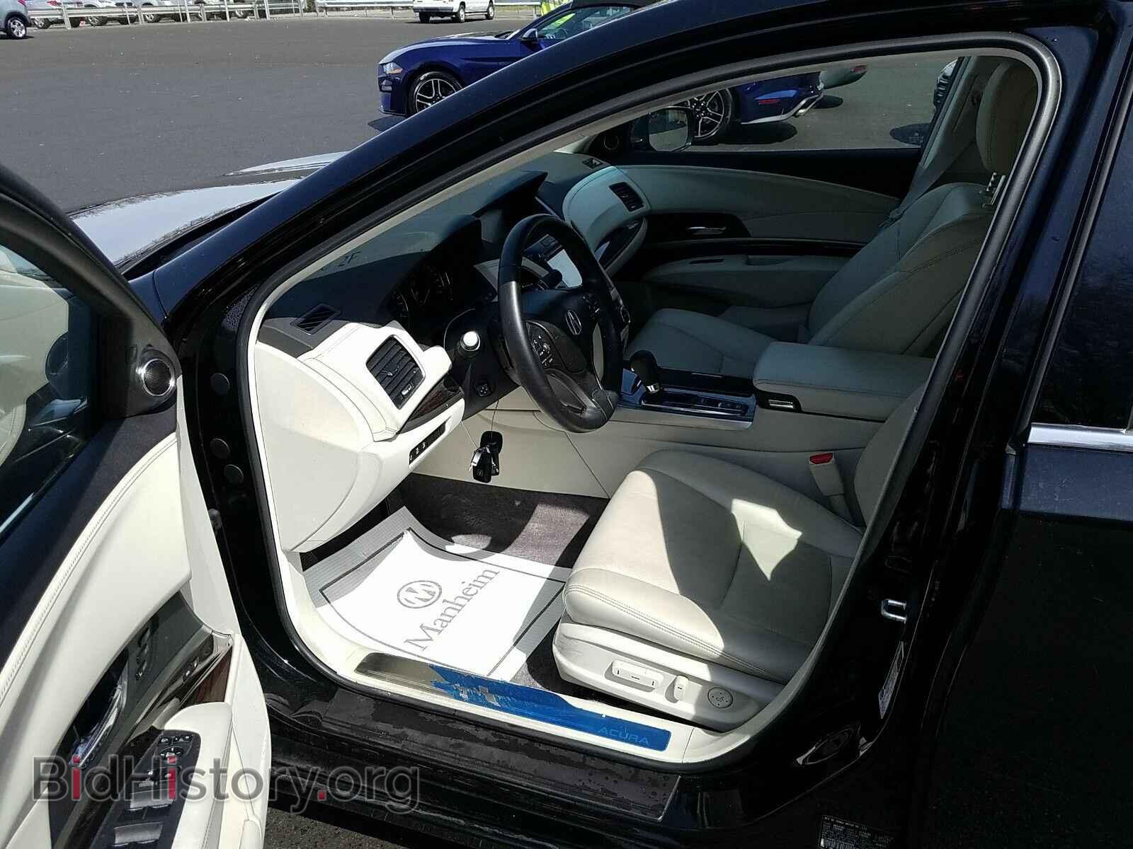 2017 Acura RLX - VIN: JH4KC1F58HC000586 - Фото 3