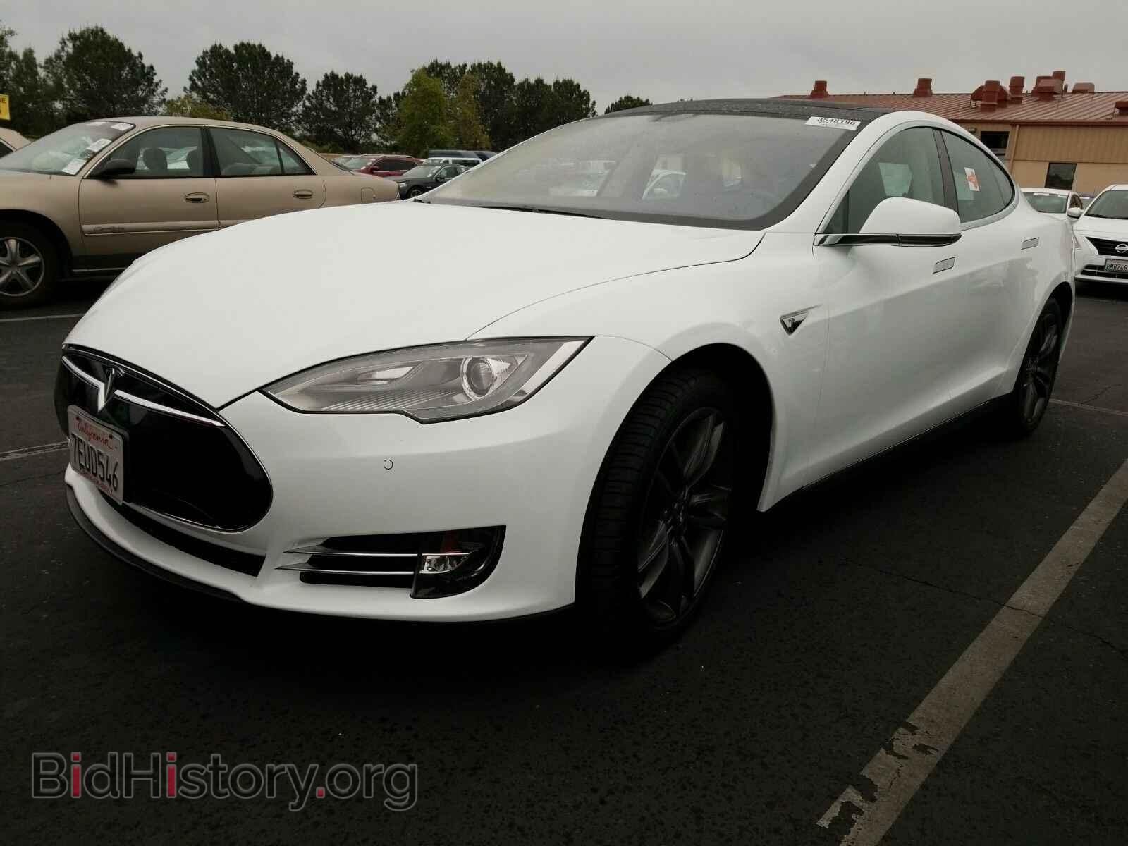 Photo 5YJSA1H14EFP33332 - Tesla Model S 2014