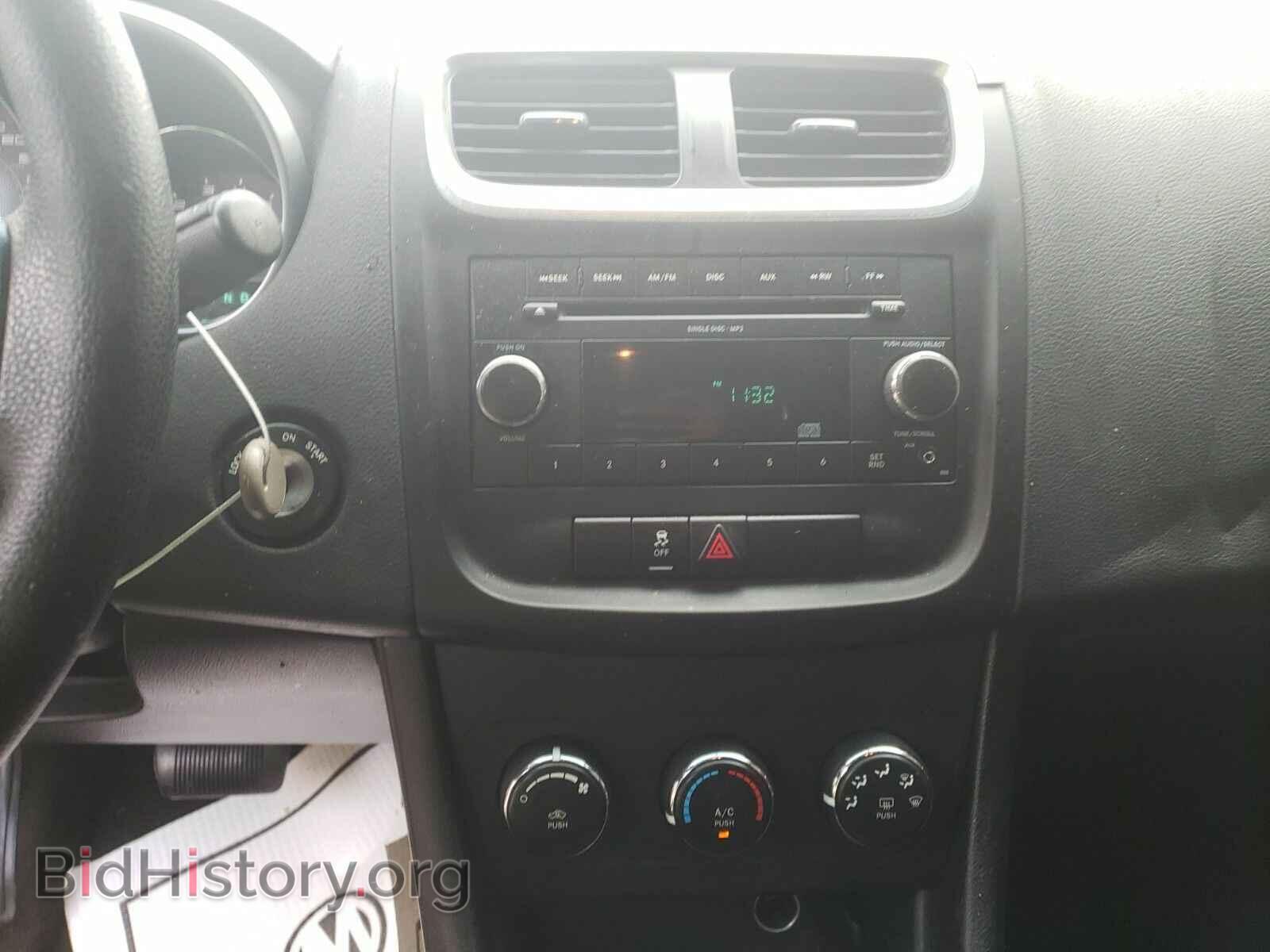 2011 Dodge Avenger - VIN: 1B3BD4FB5BN551769 - Фото 4