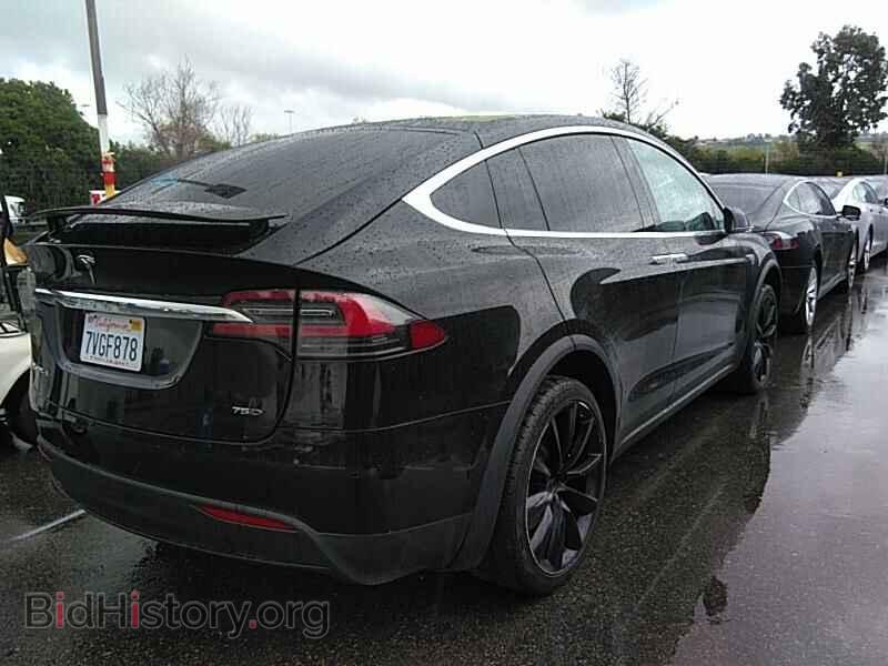 2016 Tesla Model X - VIN: 5YJXCBE20GF011832 - Фото 2