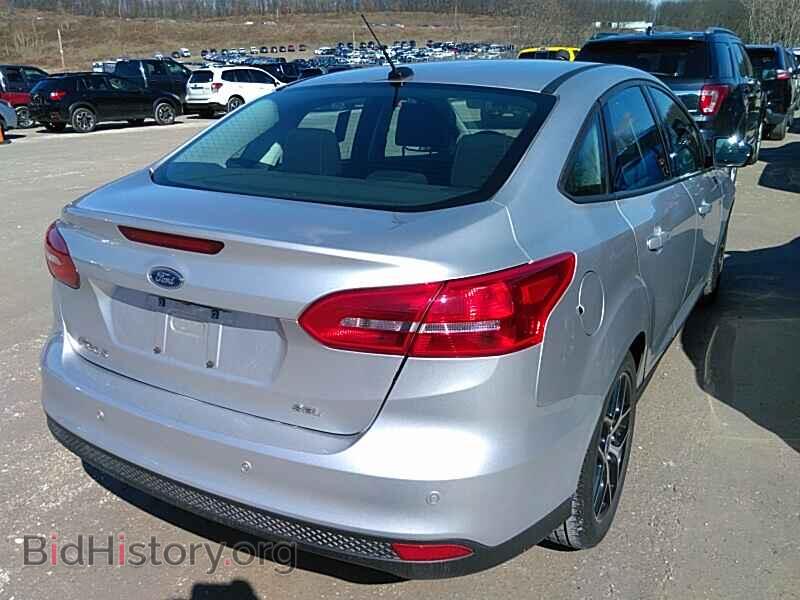 2017 Ford Focus - VIN: 1FADP3H29HL222010 - Фото 2