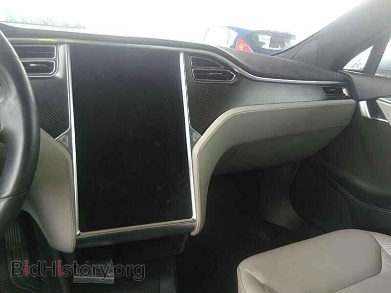 2016 Tesla Model S - VIN: 5YJSA1E28GF131856 - Фото 4