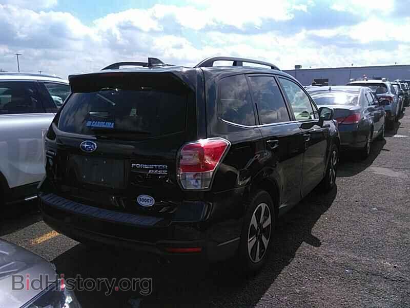 2017 Subaru Forester - VIN: JF2SJARC2HH567592 - Фото 2