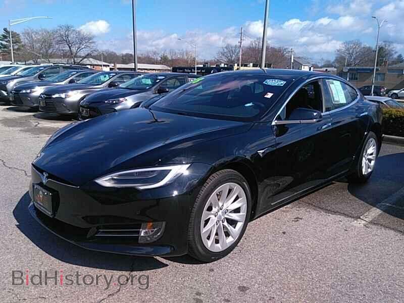 Photo 5YJSA1E24JF293460 - Tesla Model S 2018
