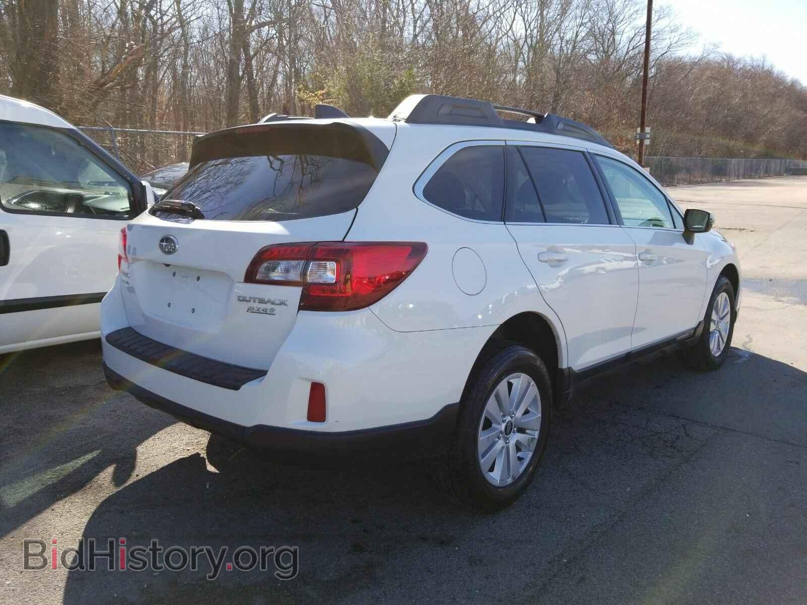 2017 Subaru Outback - VIN: 4S4BSAFC9H3307117 - Фото 2
