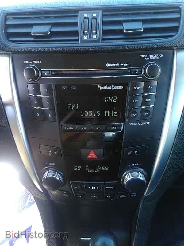 2010 Suzuki Kizashi - VIN: JS2RF9A77A6100543 - Фото 4