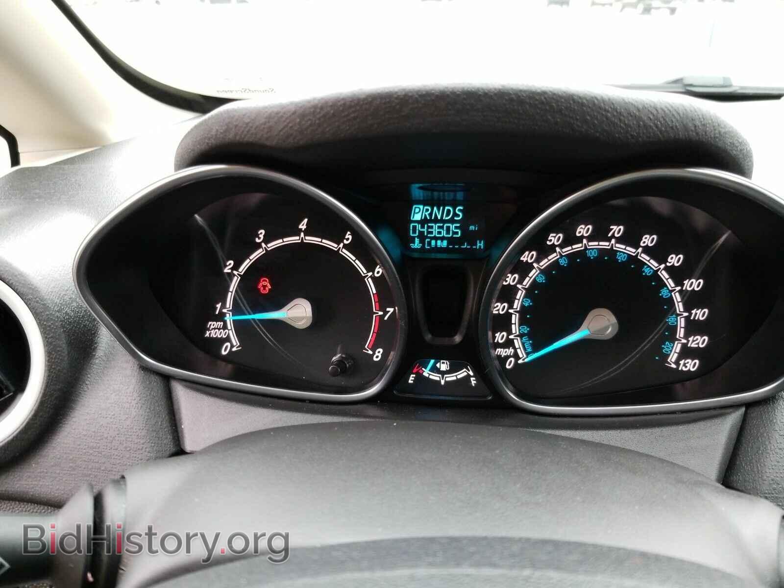 2018 Ford Fiesta - VIN: 3FADP4EJ6JM127894 - Фото 5