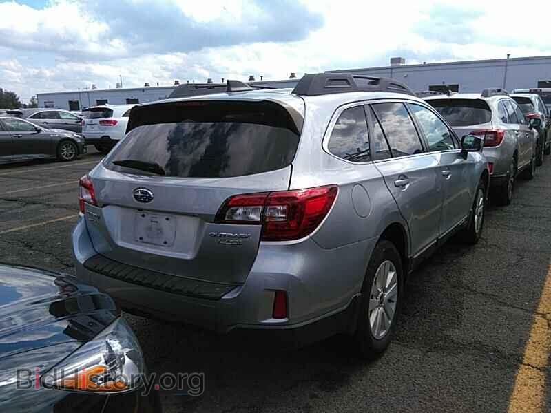 2017 Subaru Outback - VIN: 4S4BSADC9H3346289 - Фото 2