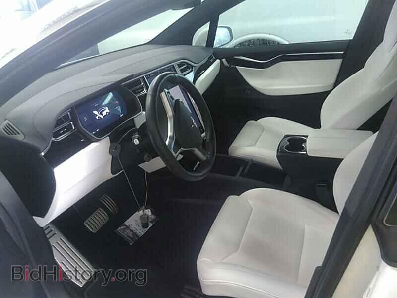 2018 Tesla Model X - VIN: 5YJXCBE27JF088589 - Фото 3